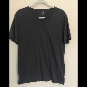 Gap Men’s tee